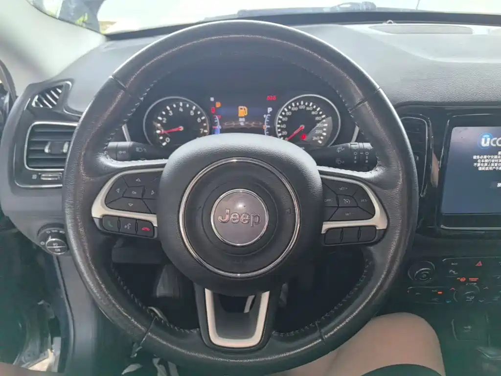 Jeep Compass 2020 2019 220T Automatic Family Edition