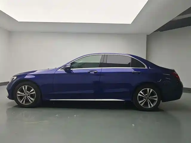 Mercedes-Benz C-Class 2018 C 200 L Sport Edition фото 17