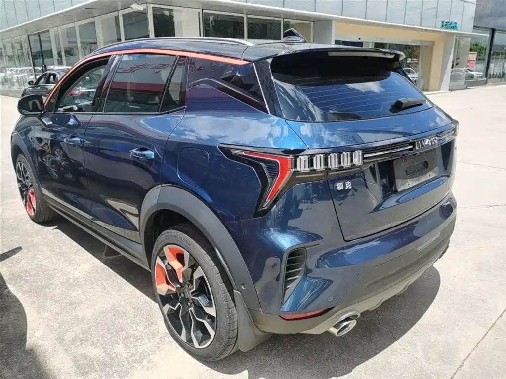 Lynk & Co 06 2020 1.5T Halo фото 5