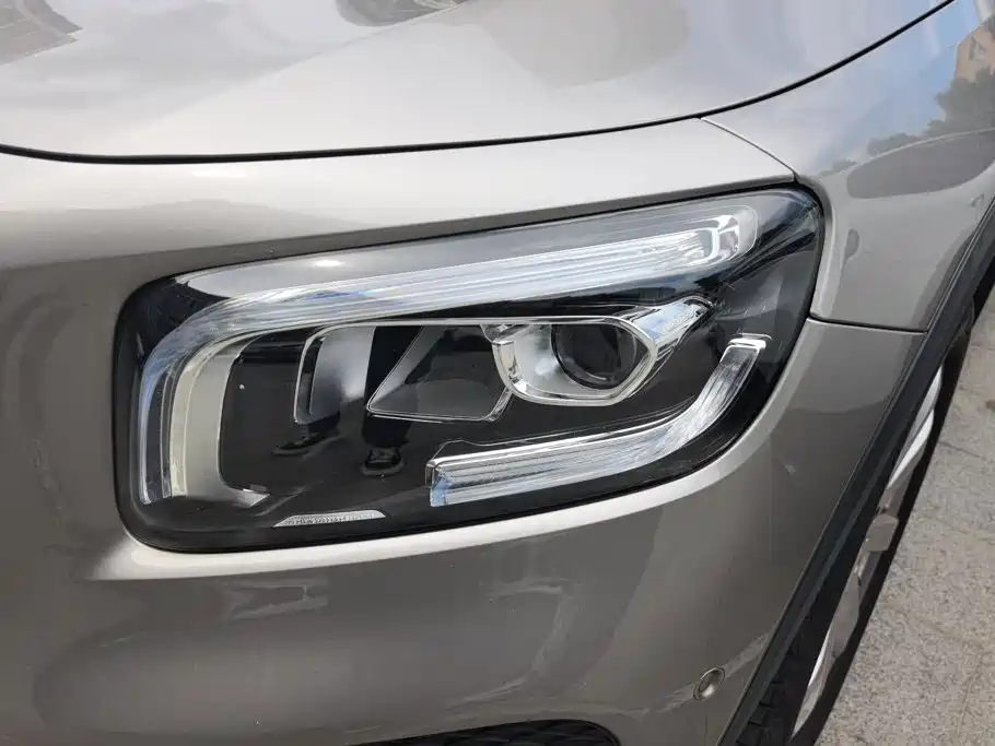 Фото 5 - Mercedes-Benz GLB