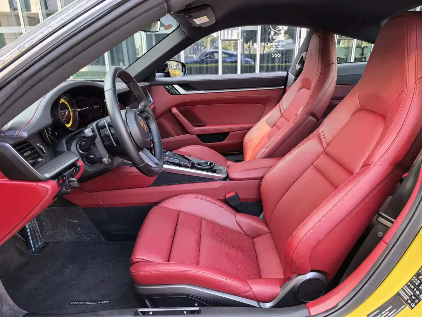 Porsche 911 2019 Carrera 4S 3.0T фото 8