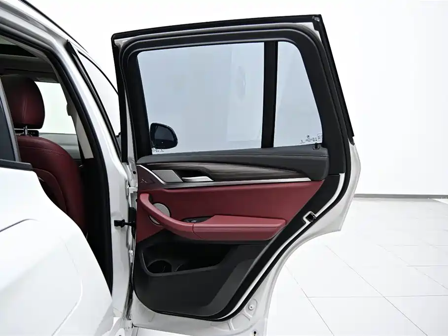 BMW X3 2023 Facelift xDrive30i Leading M Night Package фото 20