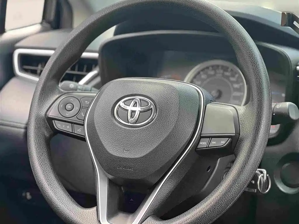 Фото 13 - Toyota Frontlander