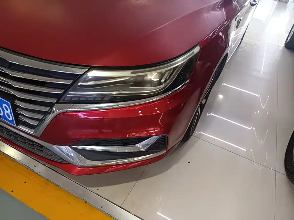 Roewe i6 2018 2017 20T Auto Internet Smart Premium Edition