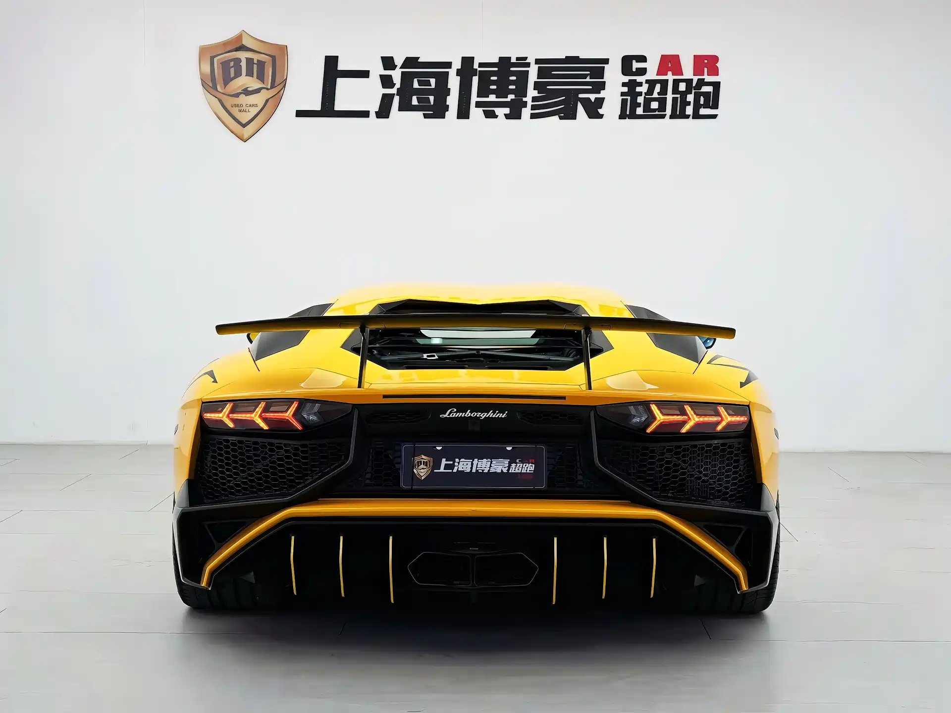 Фото 5 - Lamborghini Aventador
