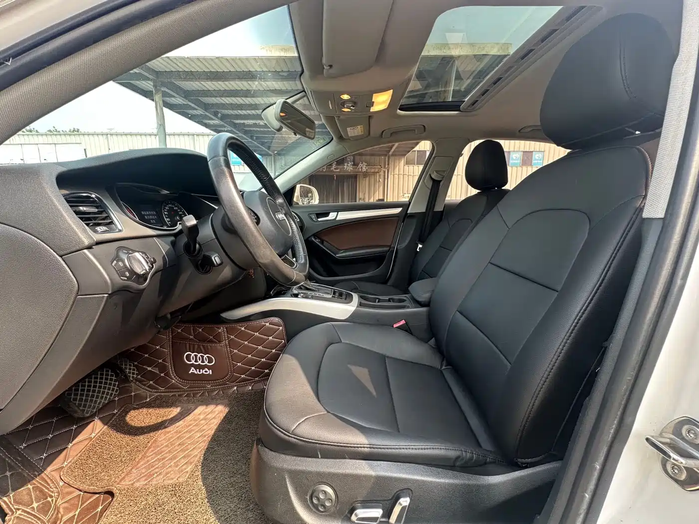Audi A4L 2013 35 TFSI Automatic Standard фото 3