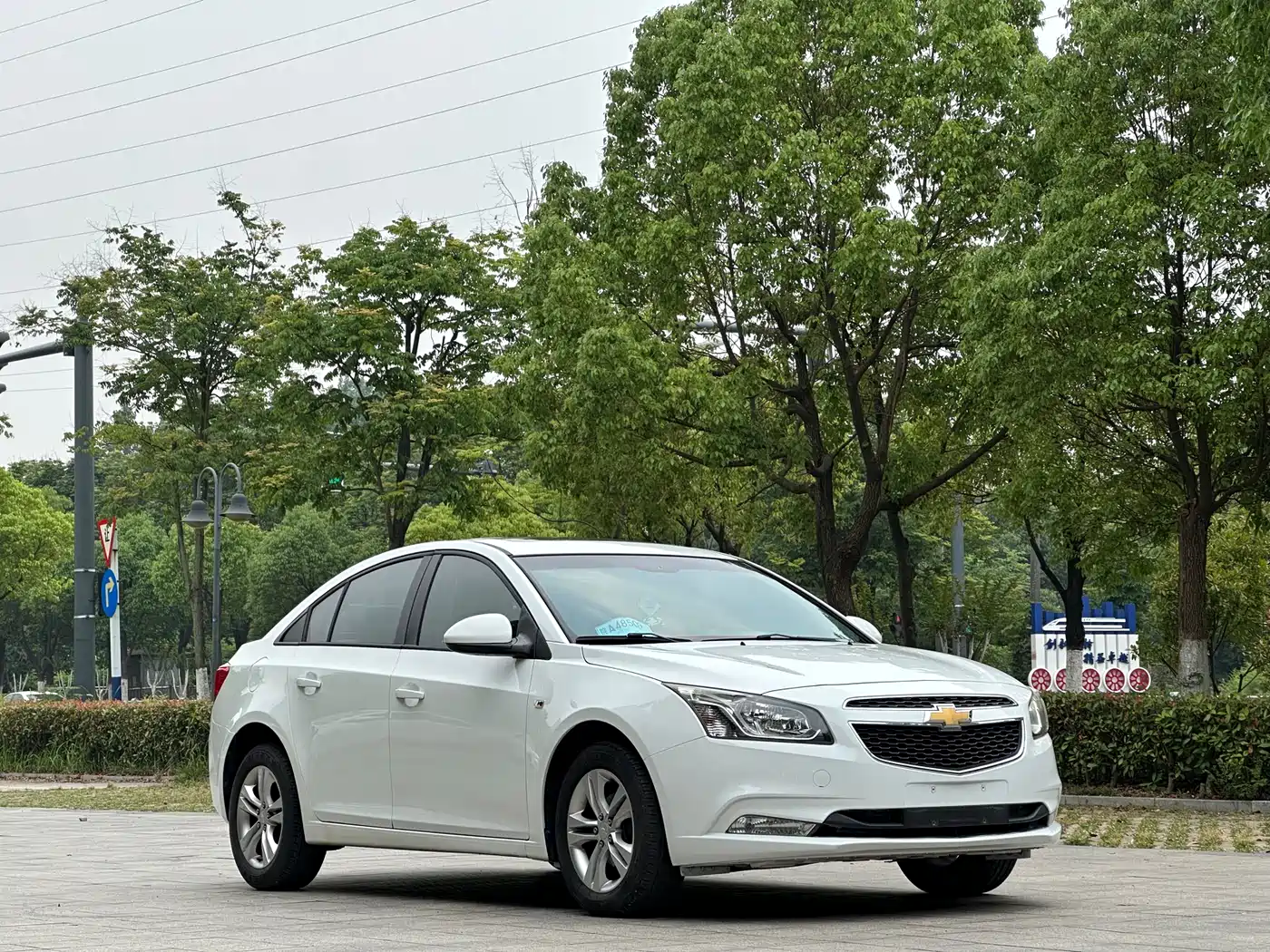 Chevrolet Cruze 2015 1.5L Classic SE MT фото 3