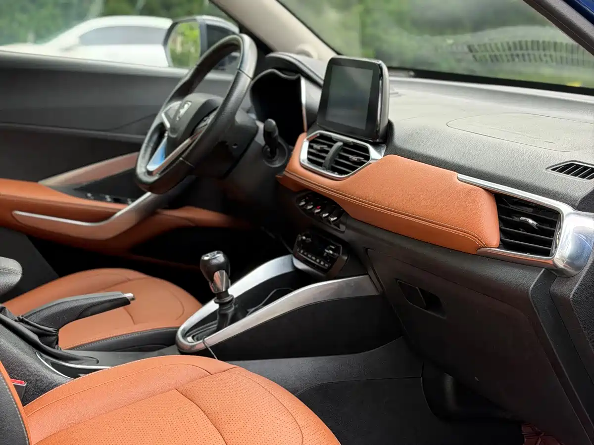 Baojun 510 2017 2017 1.5L Manual Luxury