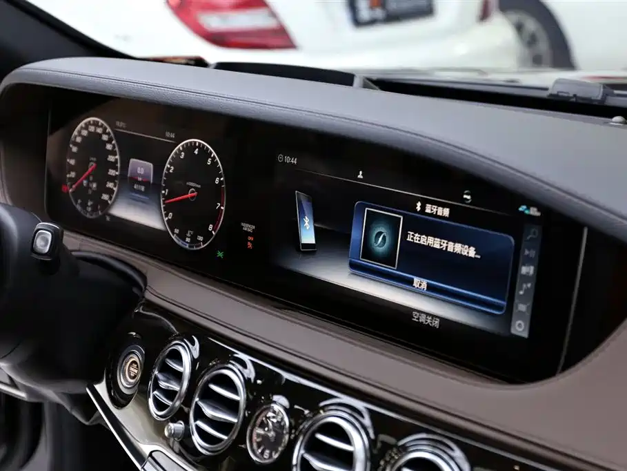 Mercedes-Benz Maybach S-Class 2018 S 450 4MATIC фото 14