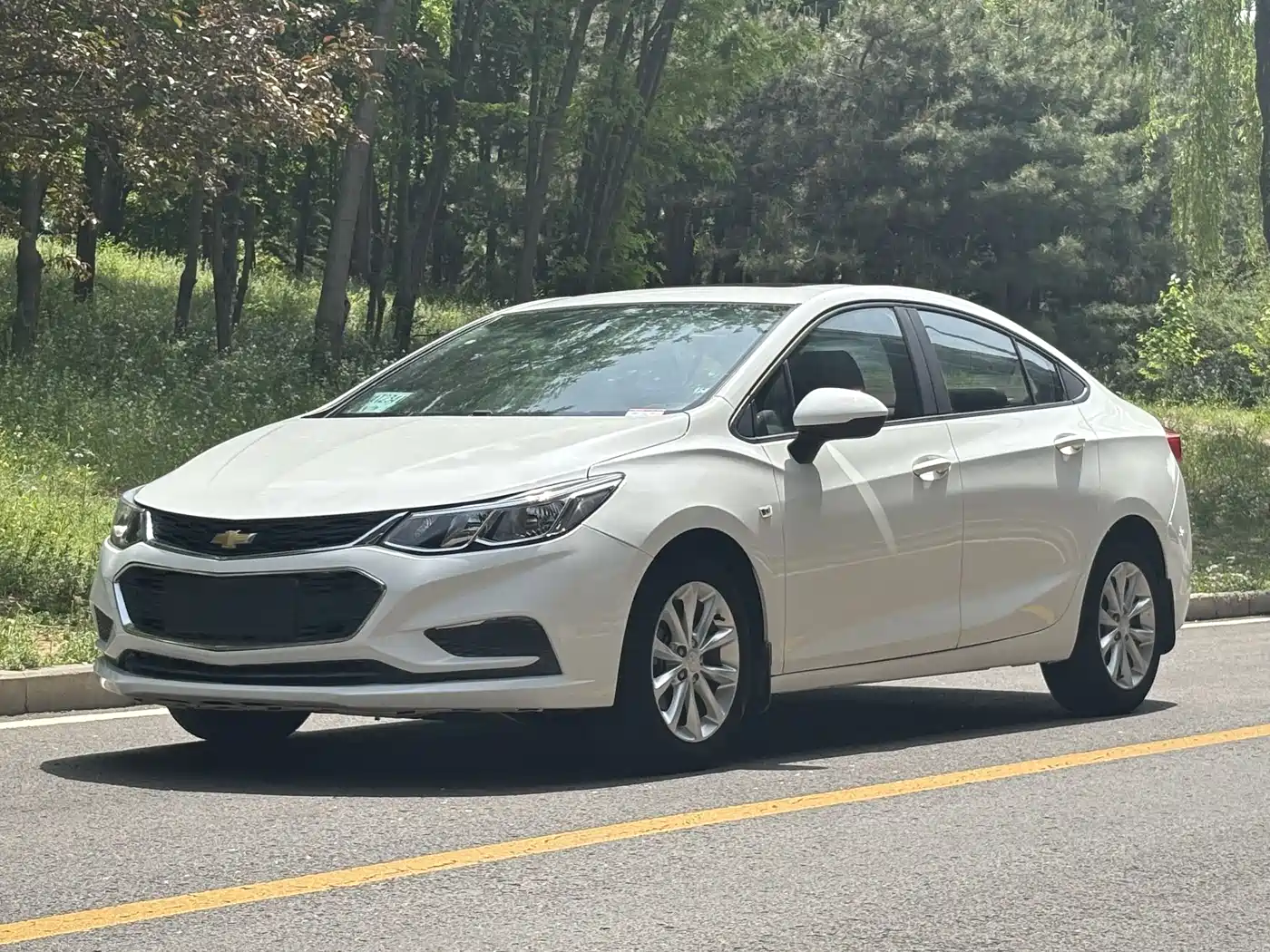 Chevrolet Cruze 2017 1.5L Automatic Pioneer Sunroof