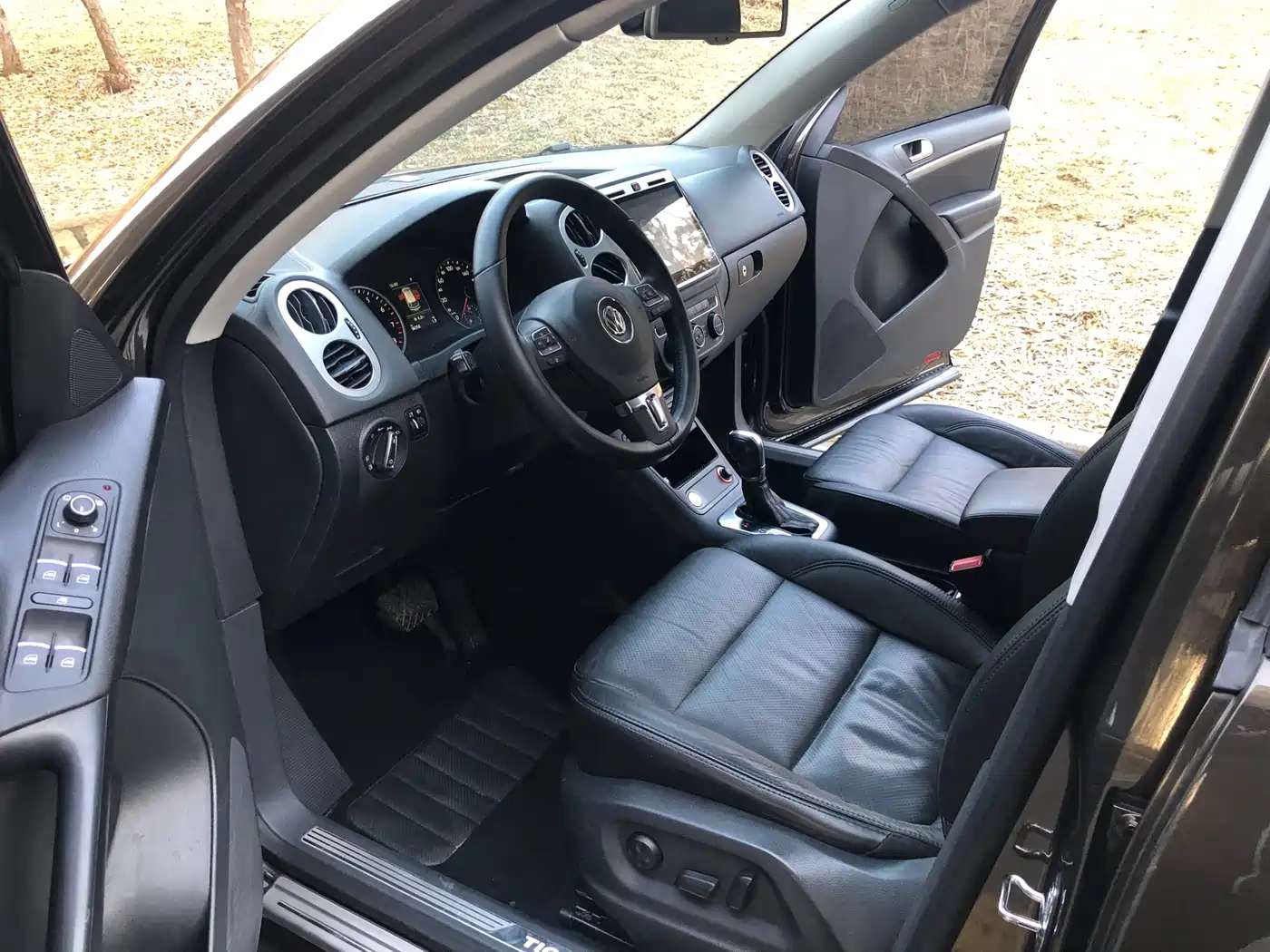 Volkswagen Tiguan 2015 1.8TSI Automatic 2WD Highline фото 5