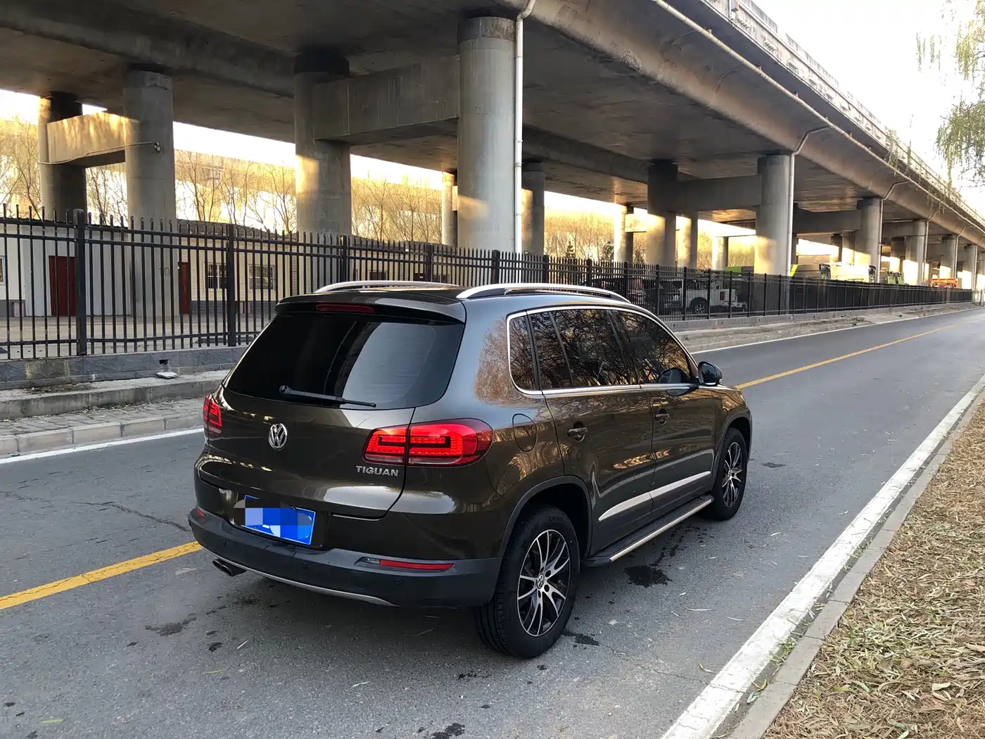 Volkswagen Tiguan 2015 1.8TSI Automatic 2WD Highline фото 18