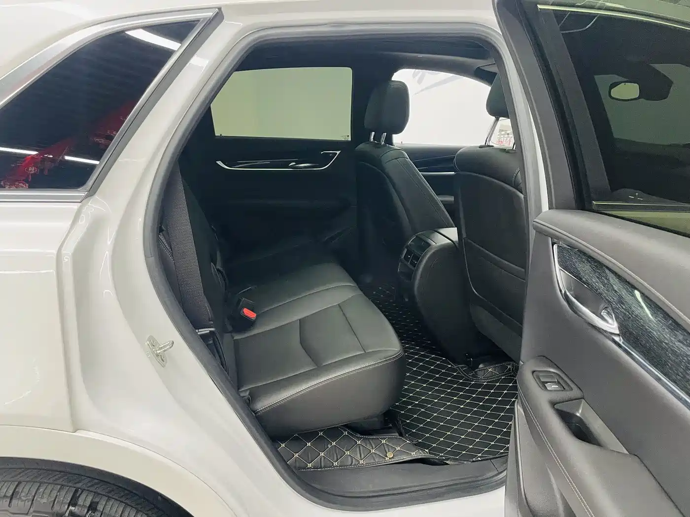 Cadillac XT5 2023 2.0T 2WD Fashion Edition фото 12