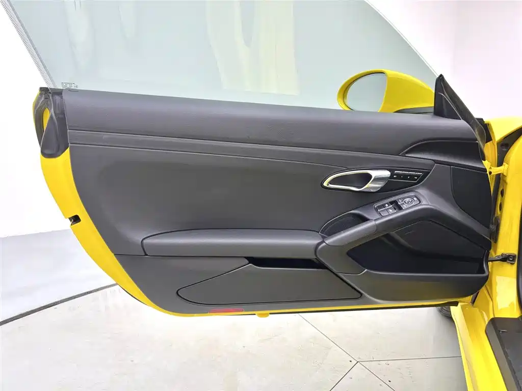 Porsche 718 2016 Cayman 2.0T фото 12
