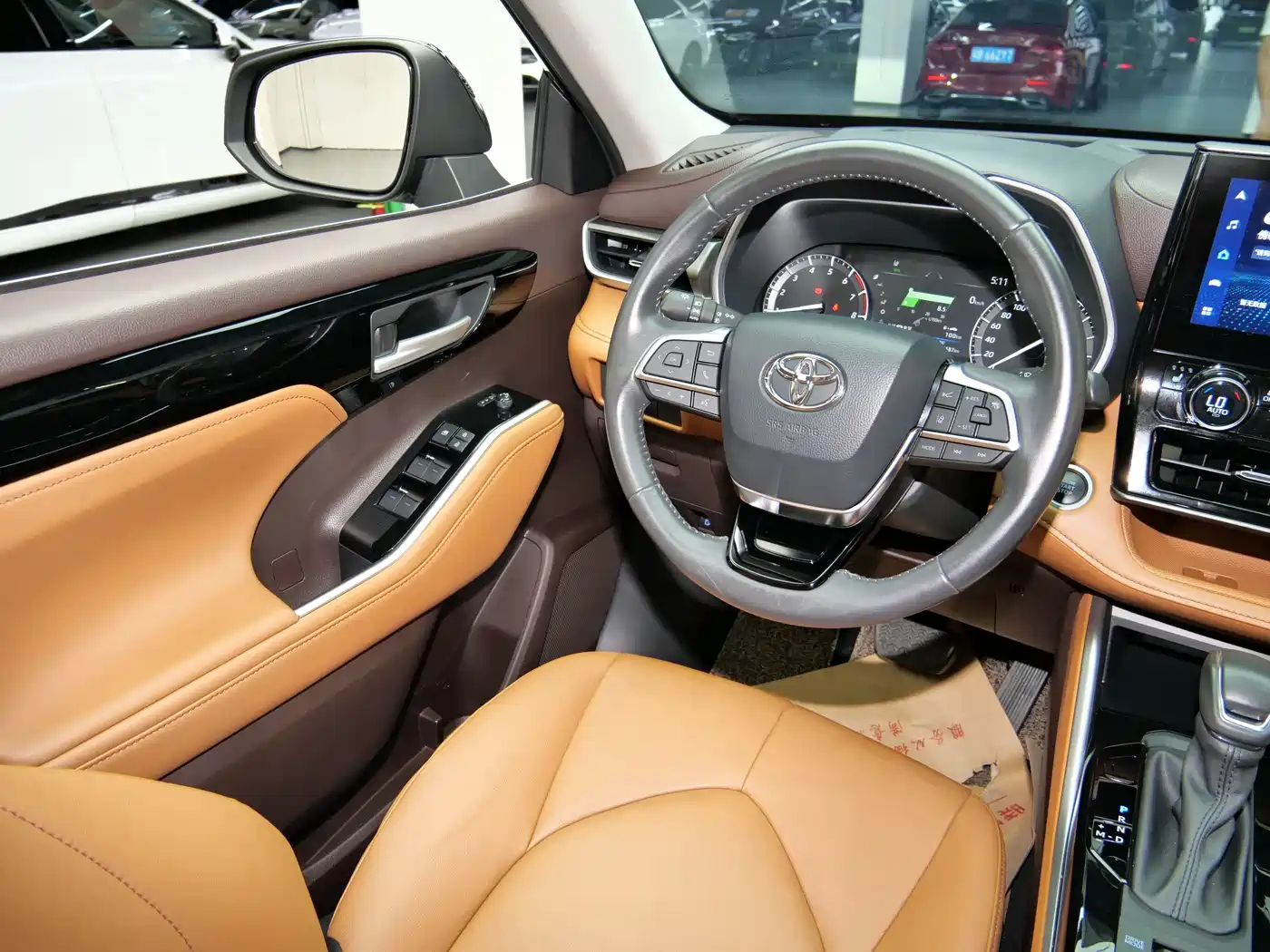 TOYOTA HIGHLANDER