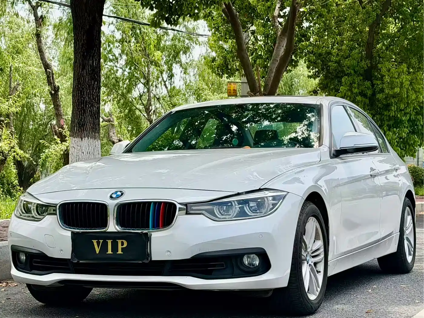 BMW 3 Series 2018 318i