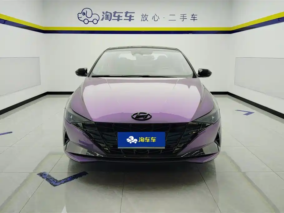 Hyundai Elantra 2022 240TGDi DCT LUX Premium Edition фото 2