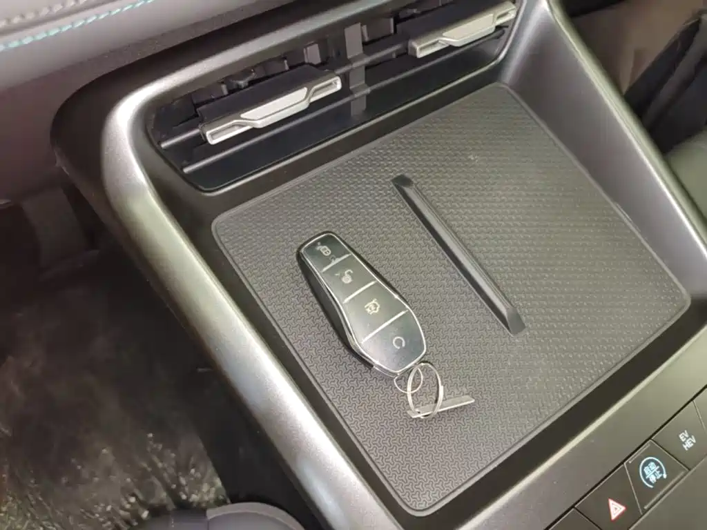 BYD Qin PLUS 2026 2026 DM-i Smart Edition 128KM Progressive