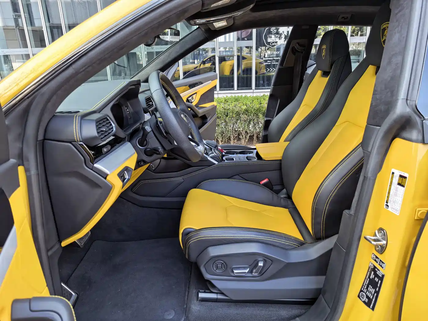 Lamborghini Urus 2021 4.0T V8 фото 12