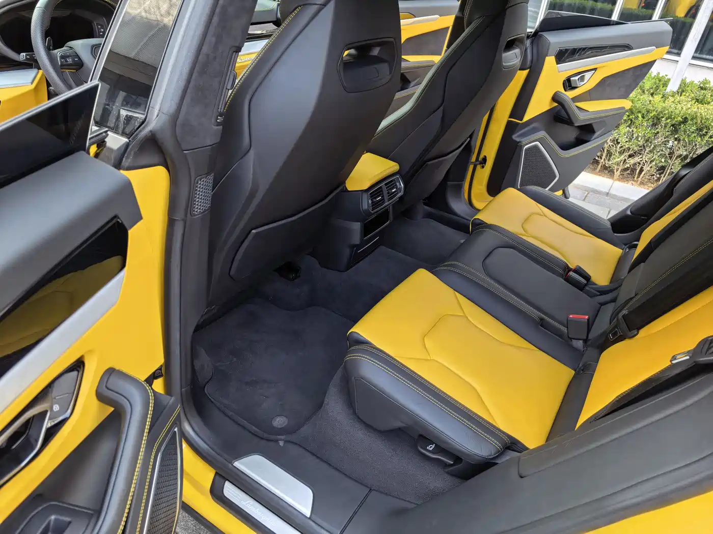 Lamborghini Urus 2021 4.0T V8 фото 45