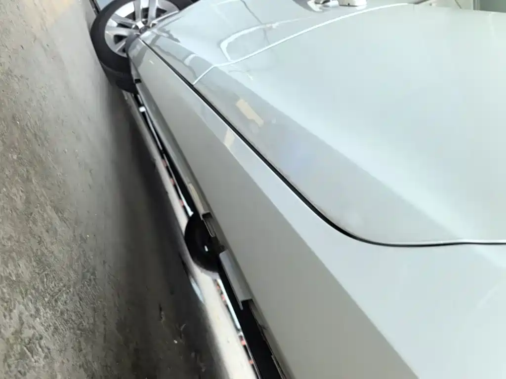 Фото 22 - Volvo S60