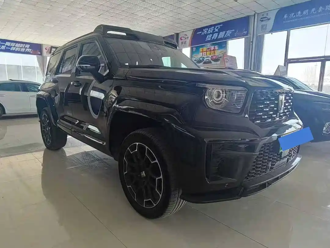 TANK TANK 700 NEW ENERGY