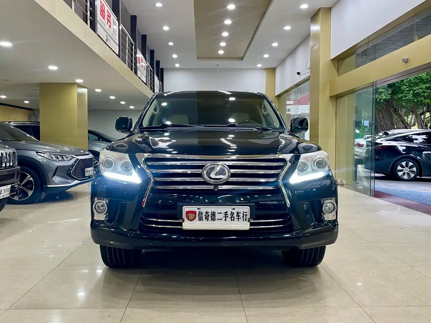 Lexus LX 2009 570 фото 4