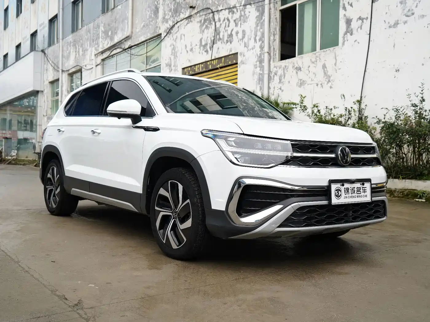 Volkswagen Tharu 2024 300TSI 2WD Full Moon Edition фото 7