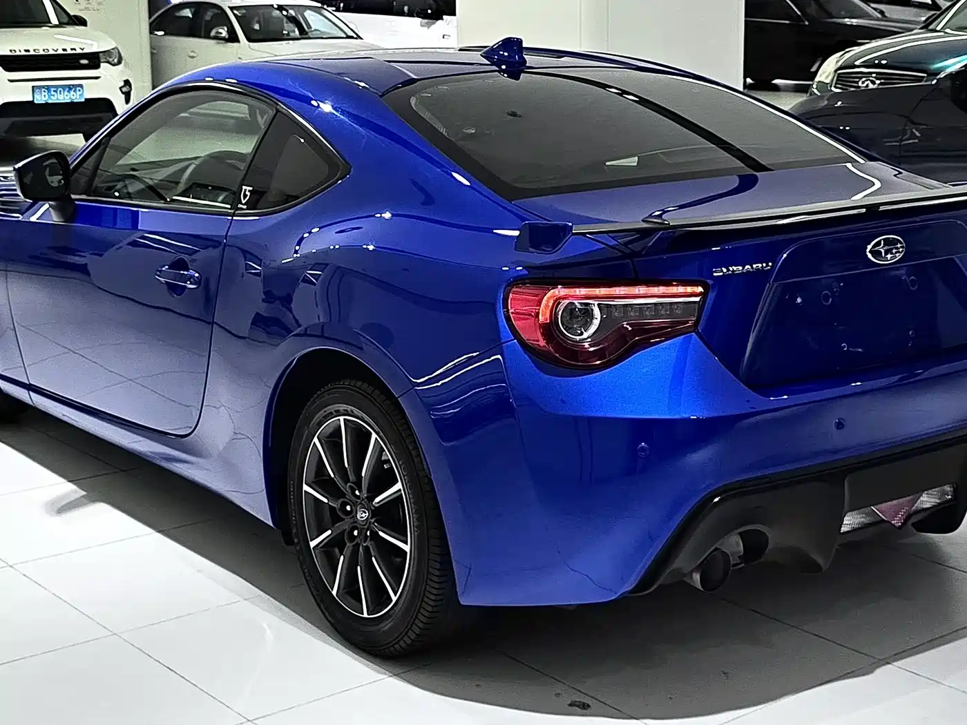 Subaru BRZ 2020 2.0L Manual type-RS фото 7