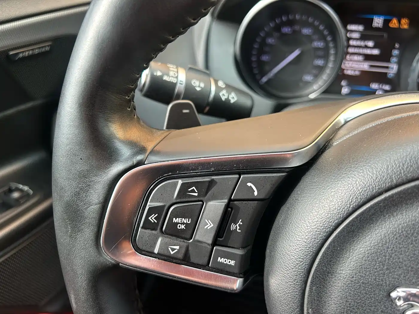 Jaguar XE 2016 2015 2.0T 240PS R-Sport