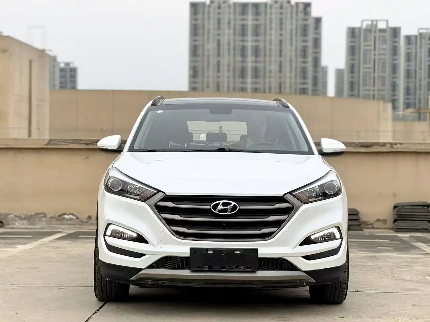 Hyundai Tucson 2018 1.6T DCT 2WD 15th Anniversary Special Edition фото 2