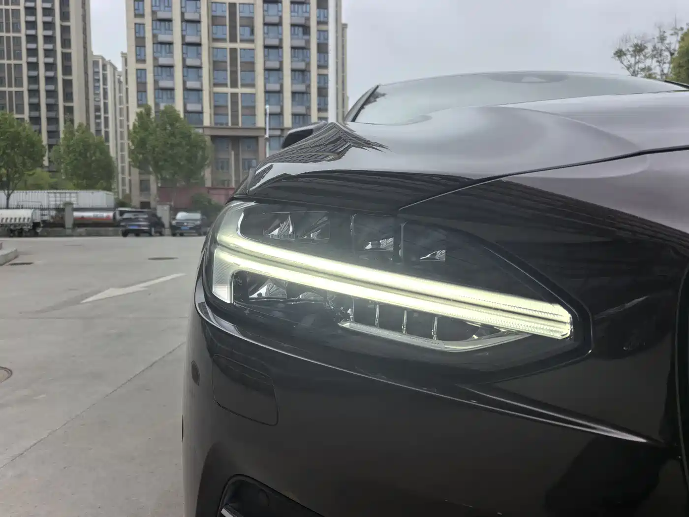 Фото 5 - Volvo S90