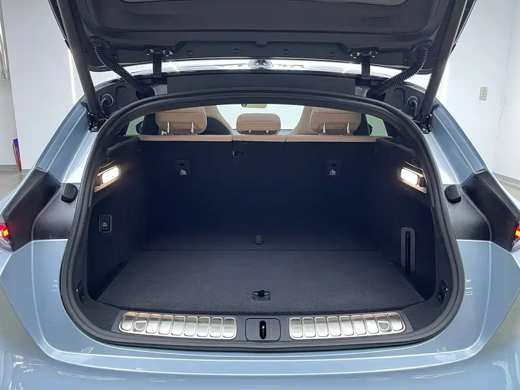 NIO ET5T 2025 2024 75kWh Touring