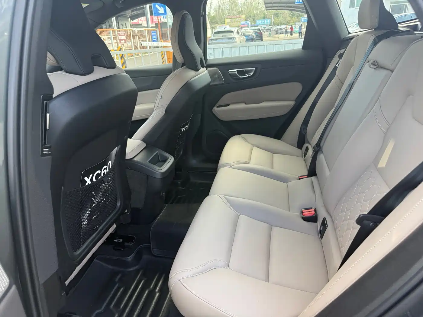 Volvo XC60 2025 2026 B5 AWD Zhiyuan Sport Edition