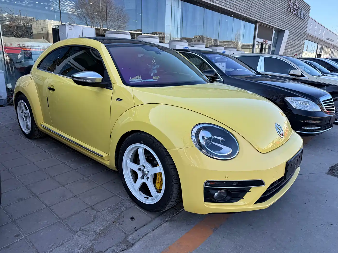 Volkswagen Beetle 2013 1.4TSI R-Line фото 13
