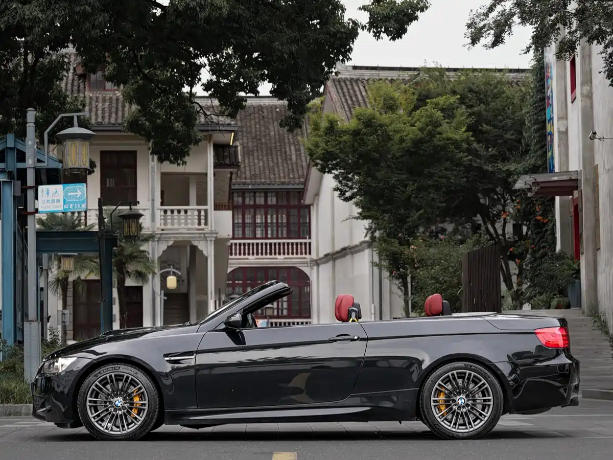 BMW M3 2010 2009 BMW M3 Convertible