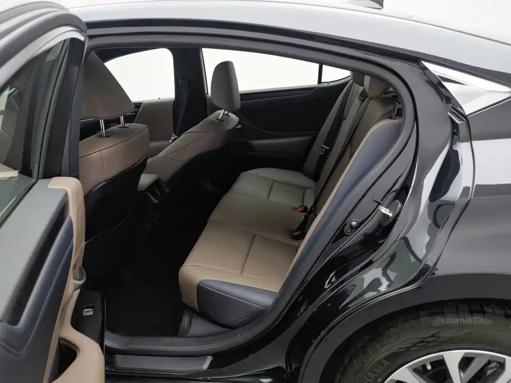 Lexus ES, миниатюра 15