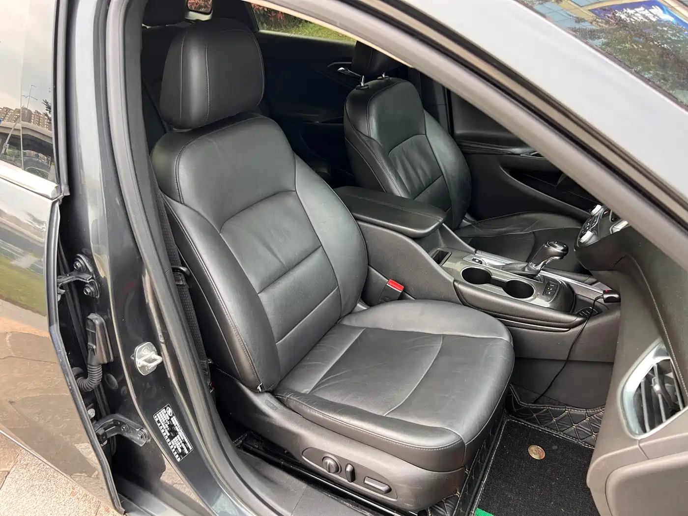 Chevrolet Malibu XL 2017 1.5T Auto Sport Edition фото 6
