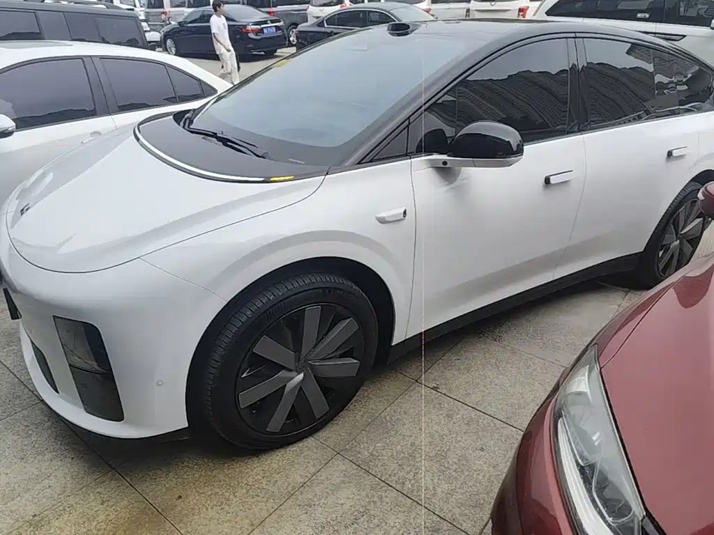 Li Auto i6 2026 2025 4WD Base Model
