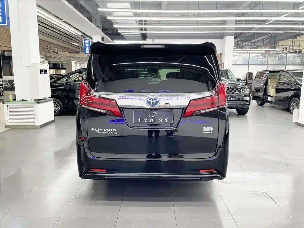 Toyota Alphard 2021 Hybrid 2.5L Premium фото 5