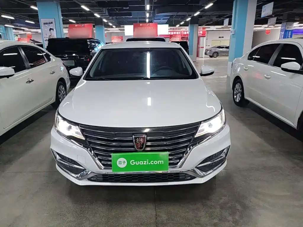 Roewe i6 2021 2020 PLUS 1.6L CVT 4G Connected Glory Luxury Edition