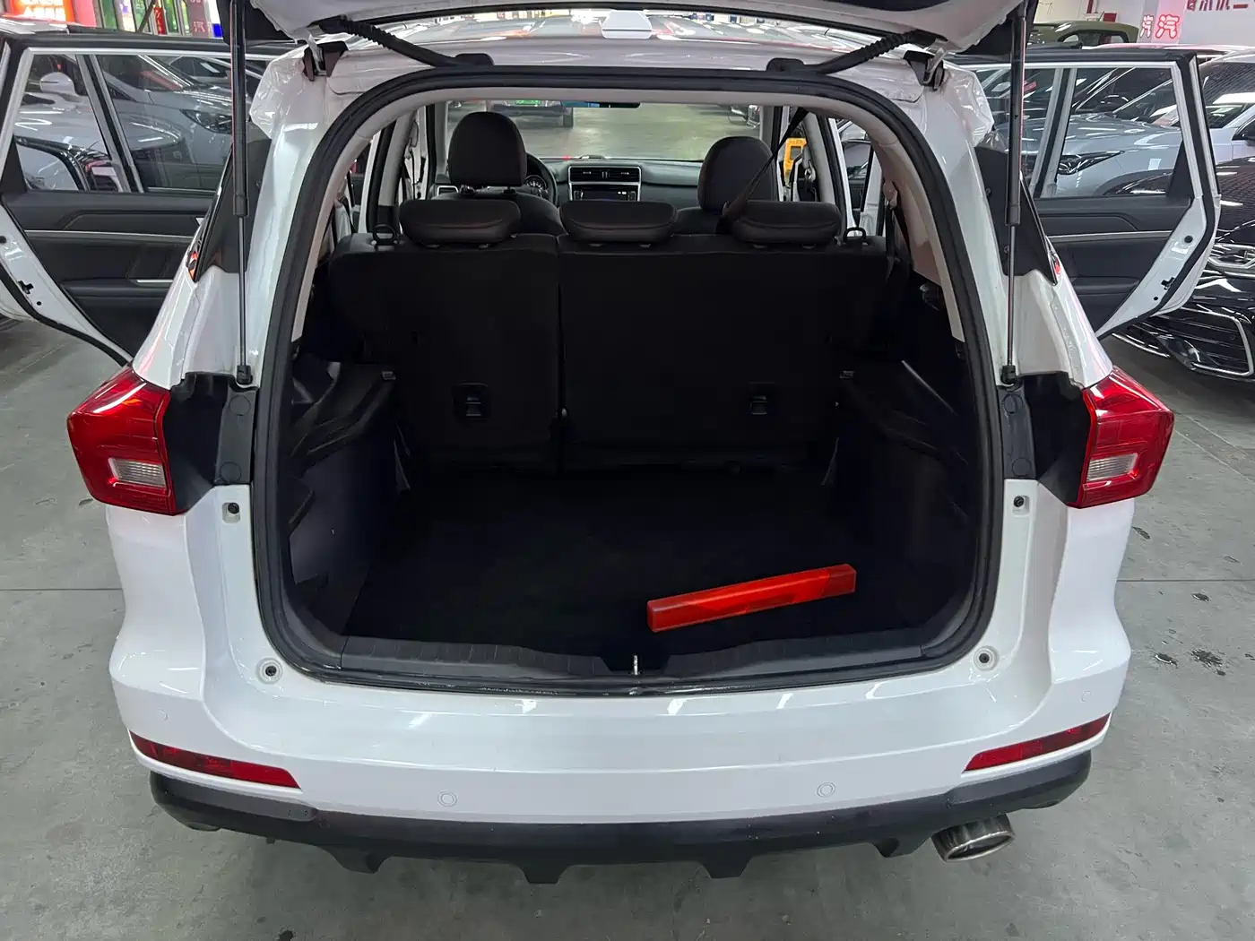 Haval M6 2019 1.5T DCT 2WD Value Edition (China VI) фото 16