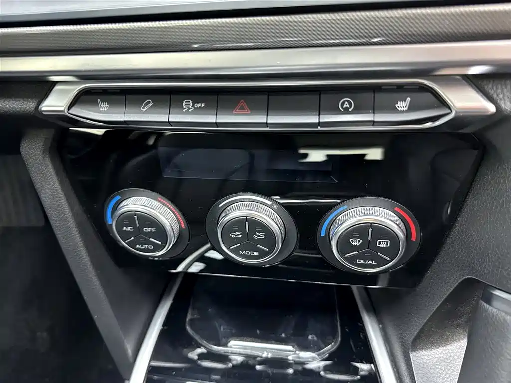 Haval H6 2018 Sport Edition 1.5T Automatic 2WD Premium China V фото 12