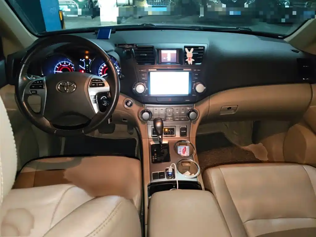 Toyota Highlander 2013 2.7L 2WD 7-seater Purple Gold Edition фото 13