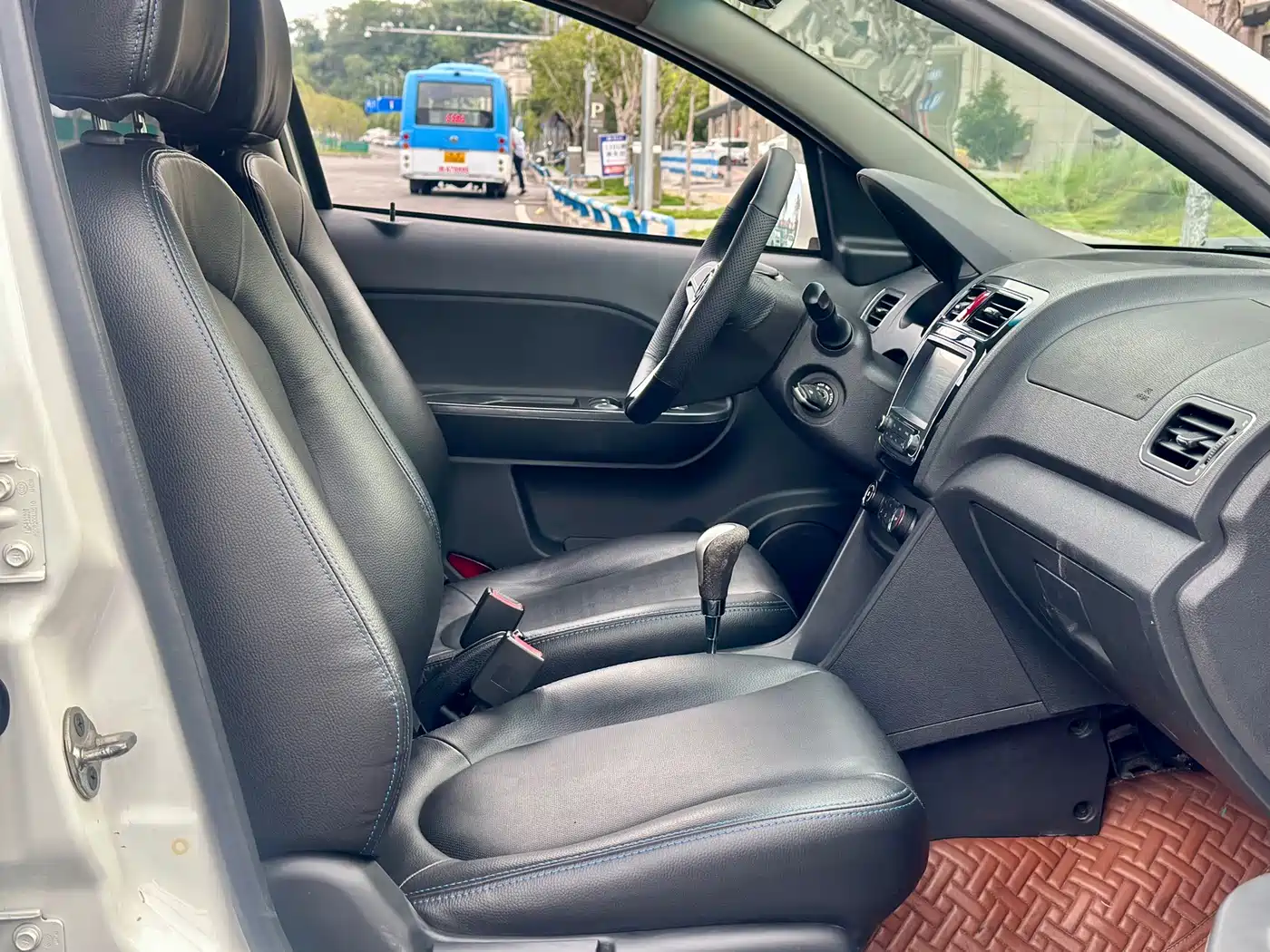 JAC Motors JAC iEV 2017 2017 iEV4 Luxury Smart Edition