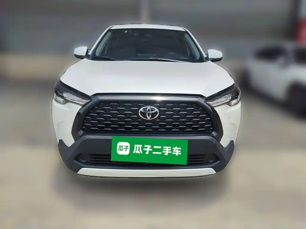 Toyota Corolla Cross 2025 2024 Model 2.0L Pioneer Edition