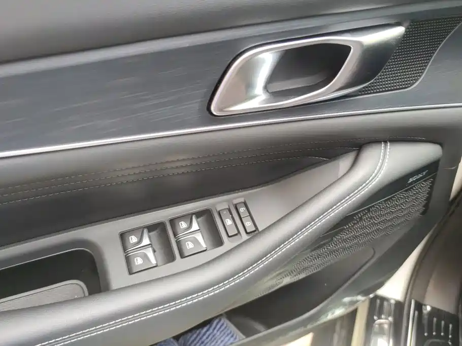 Changan UNI-K 2024 2024 2.0T FWD Premium