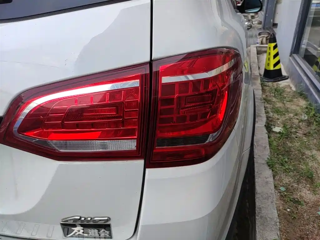 Haval H6 2015 Sport 1.5T Automatic 2WD Luxury фото 8