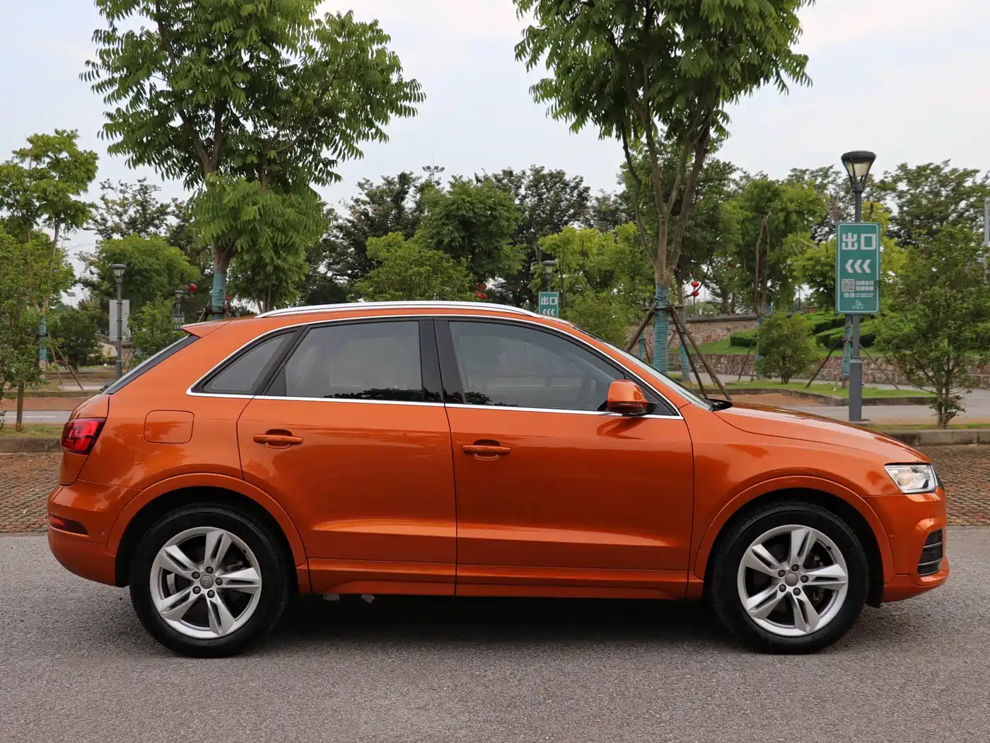 Фото 7 - Audi Q3