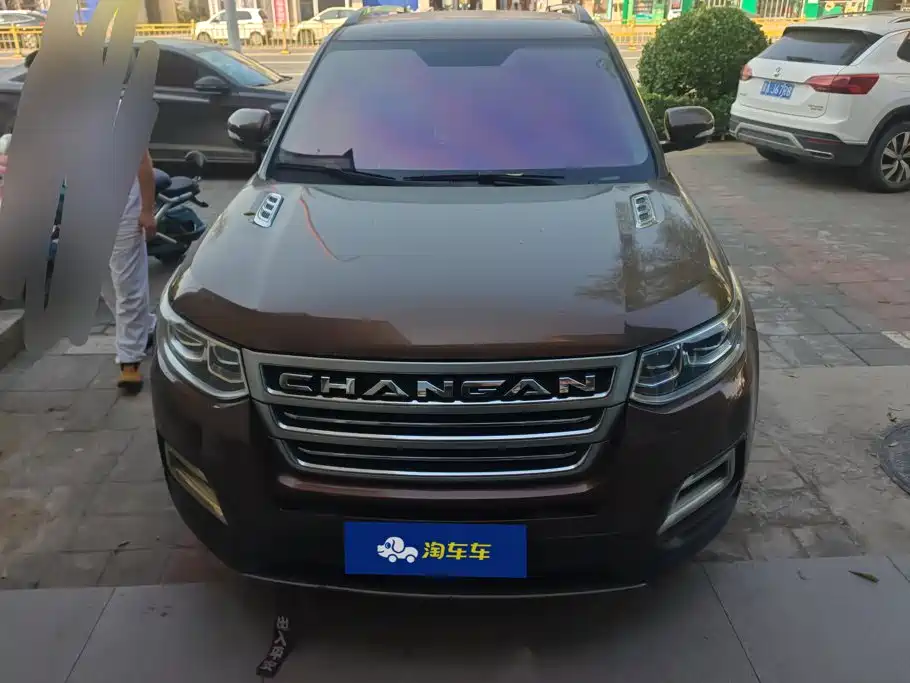 Фото 2 - Changan CS95